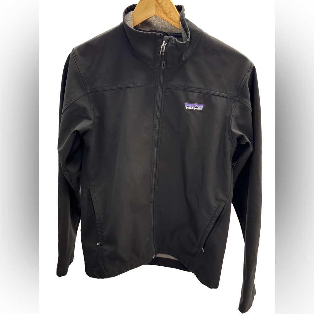 Patagonia Men's Black Performance Jacket